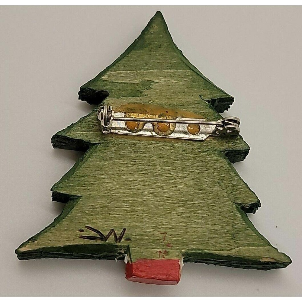 hand‎ made painted carved wood Christmas Tree brooch pin - Picture 2 of 5